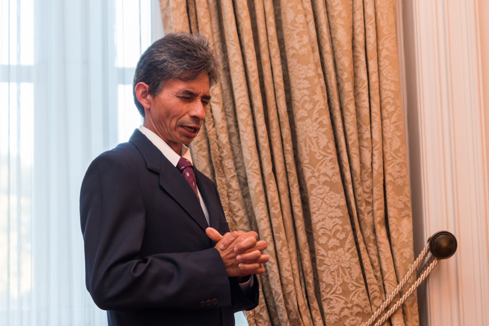 Orador en evento de FFPUM